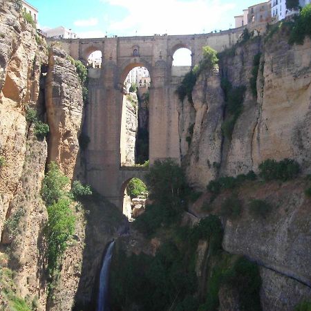Viviendas Turisticas Los Arrayanes Ronda Exterior photo